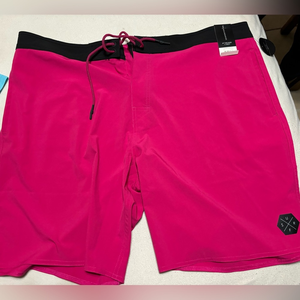 No boundary board shorts